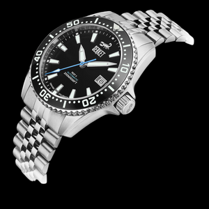 REEF X AUTOMATIC DIVER - Onyx Black 43MM Jubilee Bracelet