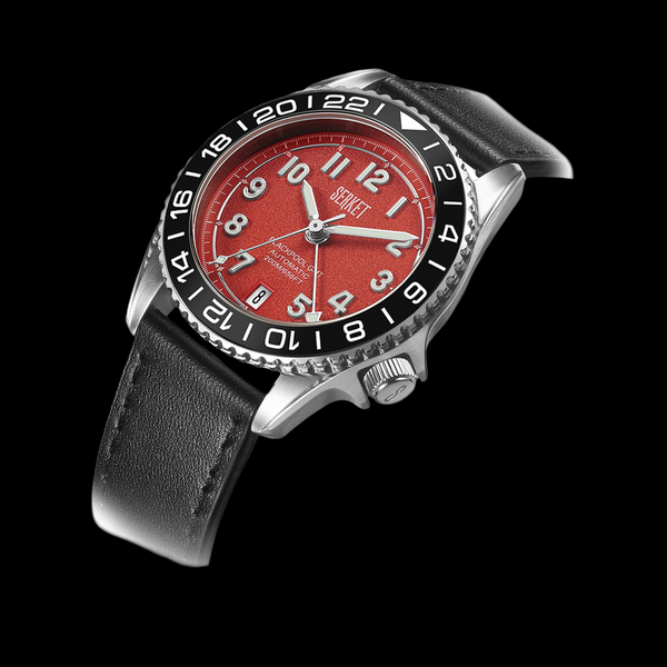 BLACKPOOL GMT AUTOMATIC-Fire Engine Red 39MM