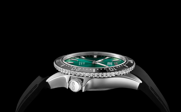 REEF X AUTOMATIC DIVER Viridian Green Limited Edition 42.5MM