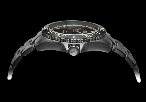 REEF X AUTOMATIC DIVER - VINTAGE BLACK ON BLACK DLC STEEL 43MM