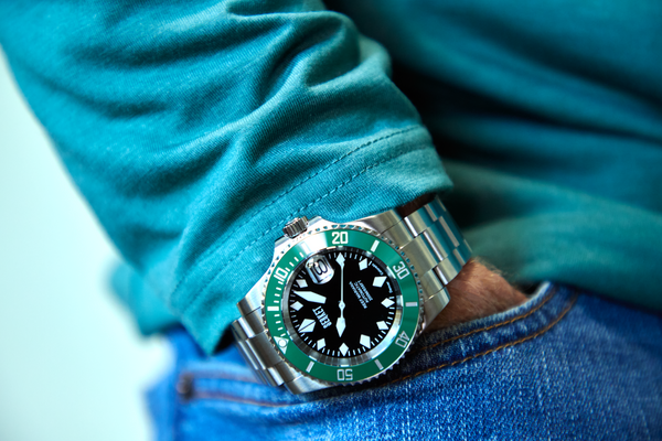 REEF MARIANA DIVER - Black Dial Green Bezel 40MM